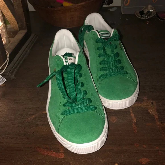 Pumas green classic lows